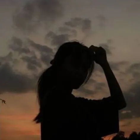 creator "._.)'s avatar