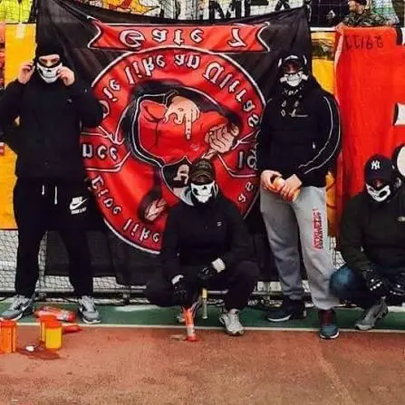 creator giannis_ozr's avatar