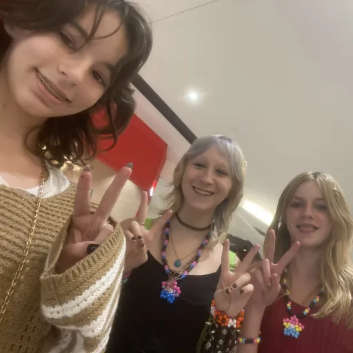 creator •CloudyBlaze<3!•'s avatar