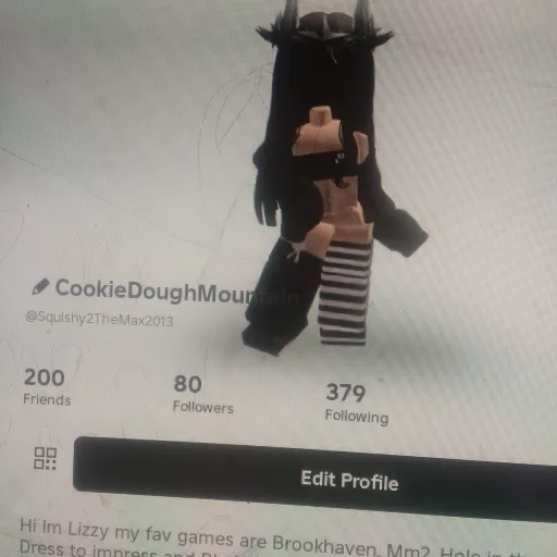 creator CookieDough🥰's avatar