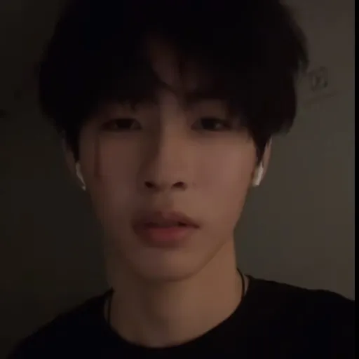 creator yong hi's avatar