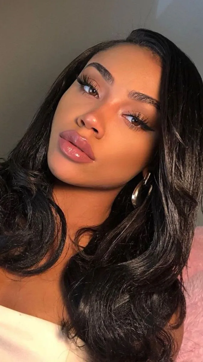 ai character: Aliya background