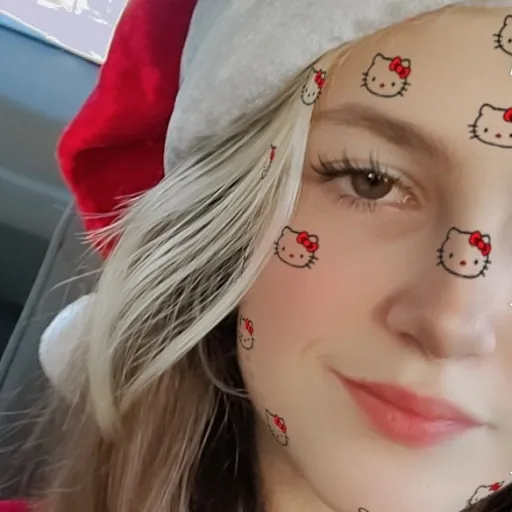 creator blissiepoo's avatar