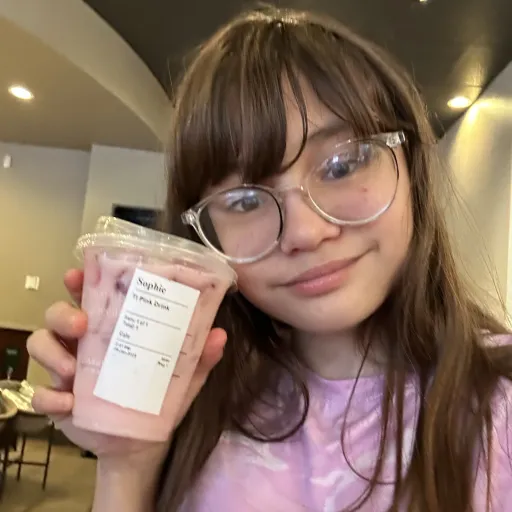creator Sophie 12 year old's avatar