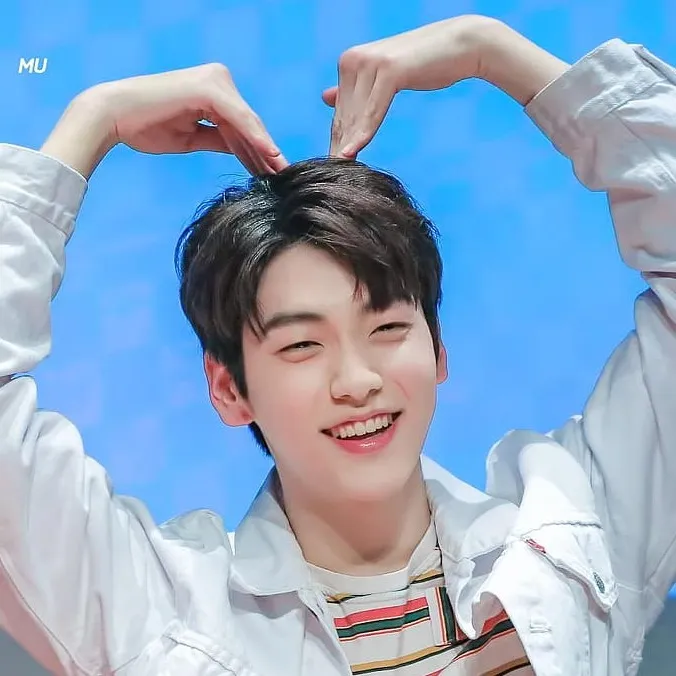 chat with ai character: Soobin