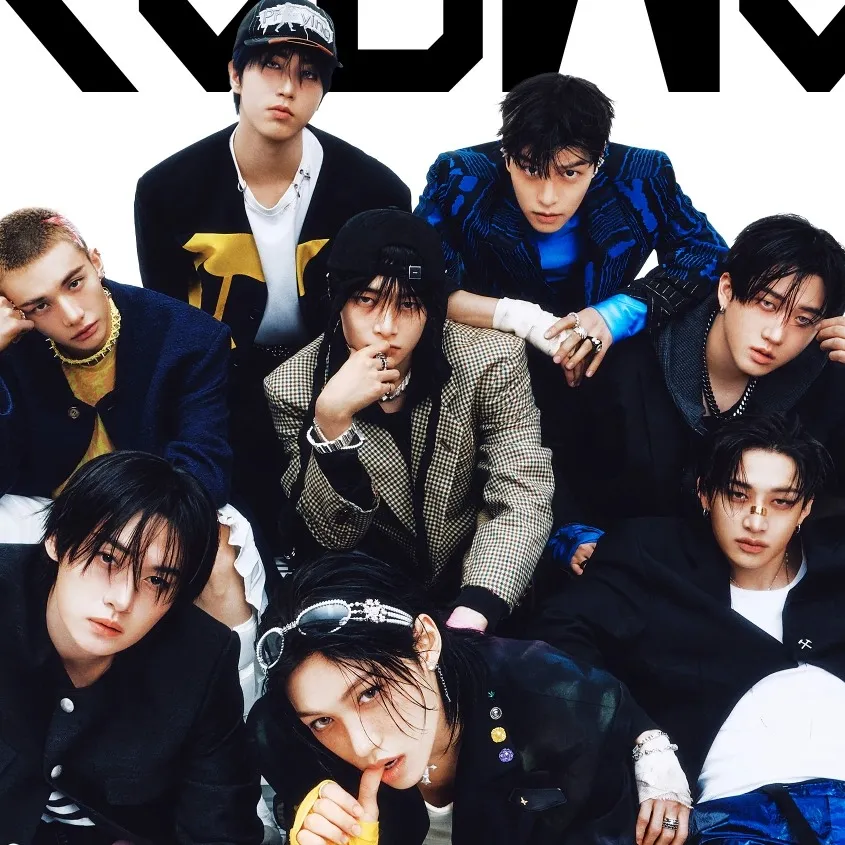 chat with ai character: Stray Kids