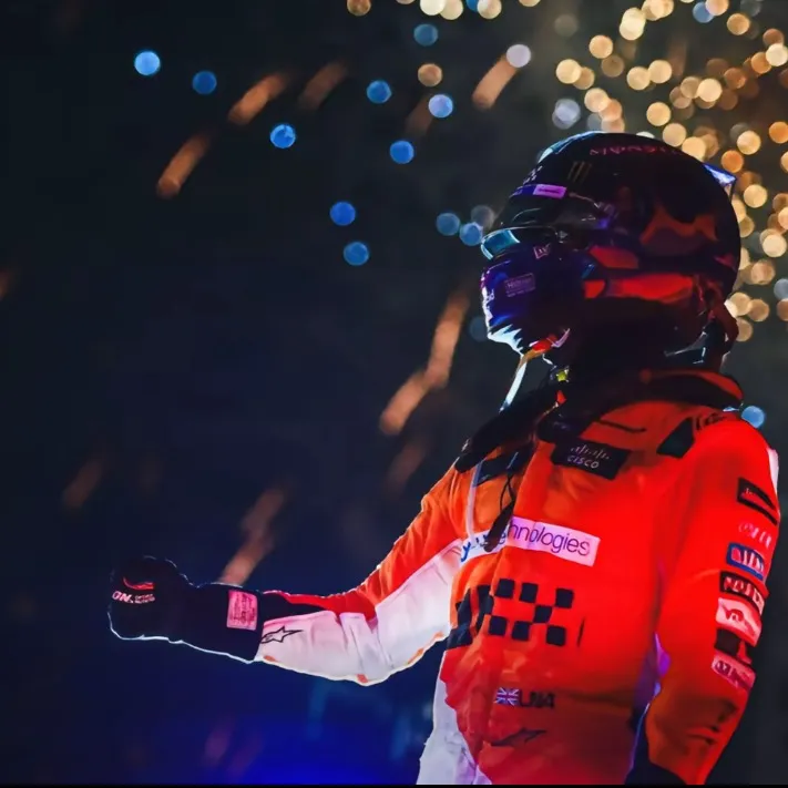 chat with ai character: Lando Norris