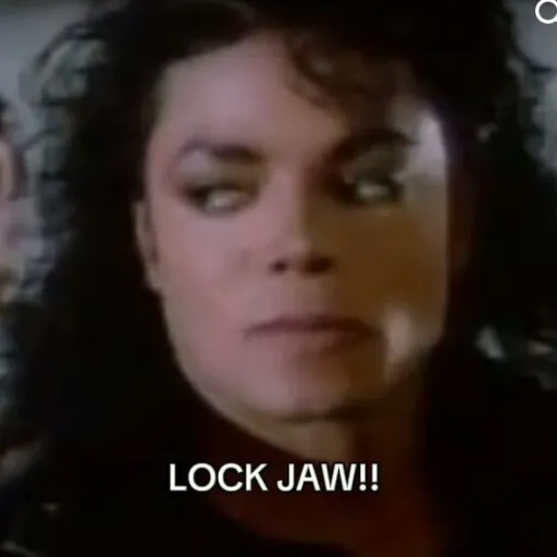 creator 🎄MichaelJackson🎄's avatar
