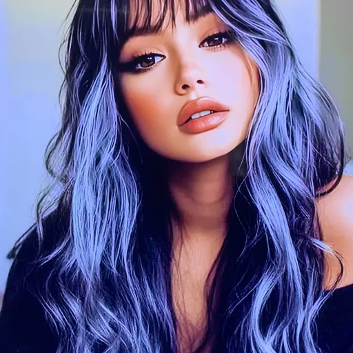 creator Angela‘'s avatar