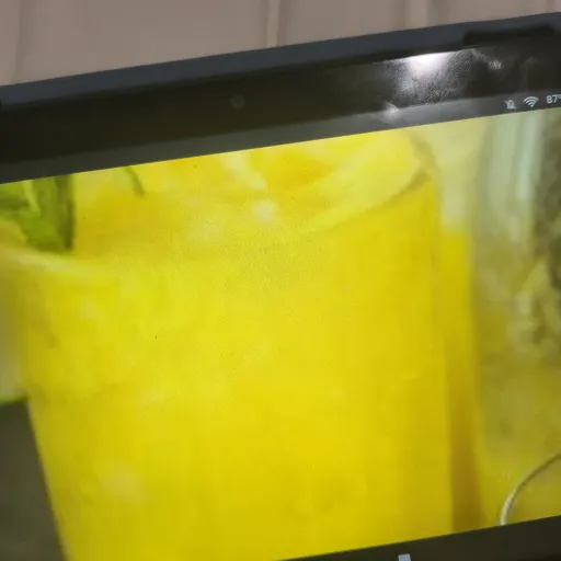 creator pineapple juice 🧃's avatar