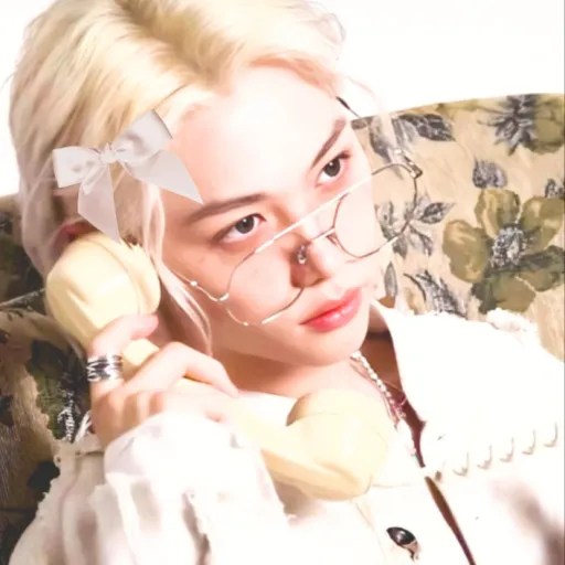 creator ╰─▸ ❝ @yo mom❛ ❛'s avatar