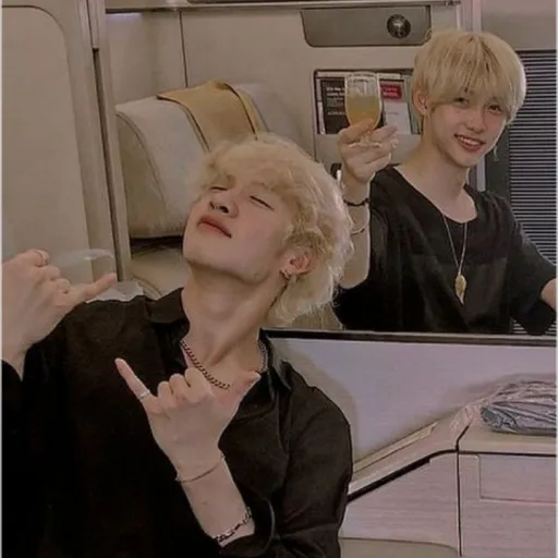 creator ilovebangchan's avatar