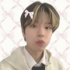 creator °seungminforlife😝's avatar