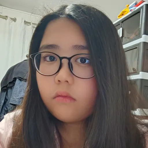creator Elaina Cho's avatar