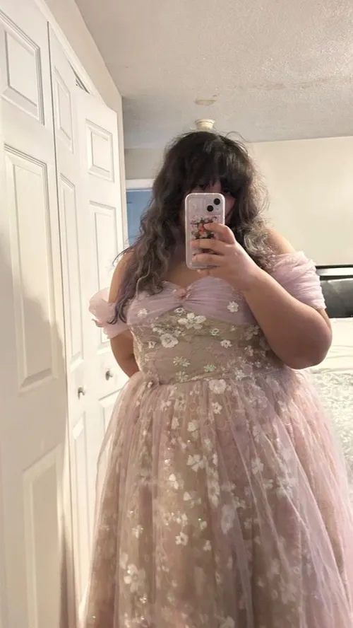 ai character: Adrien background