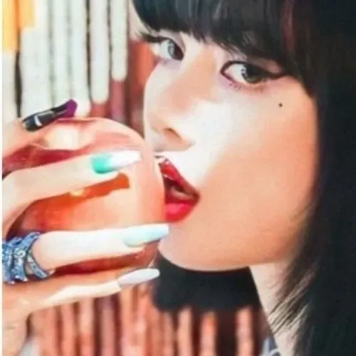 creator La Lisa and Jimin's avatar