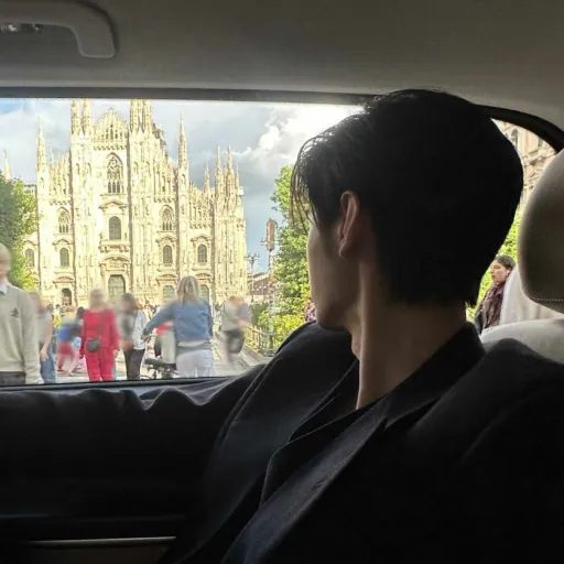 creator SUNSUN4EVER's avatar