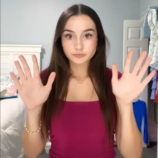 creator Hayley the 4's avatar