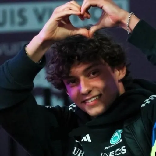 creator ☆~F1-Addict~☆'s avatar