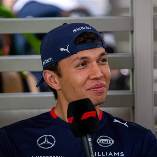 creator ˢᵃᵐ, ᵗʰᵉ ᵖᵉⁿᵍᵘⁱⁿ.'s avatar