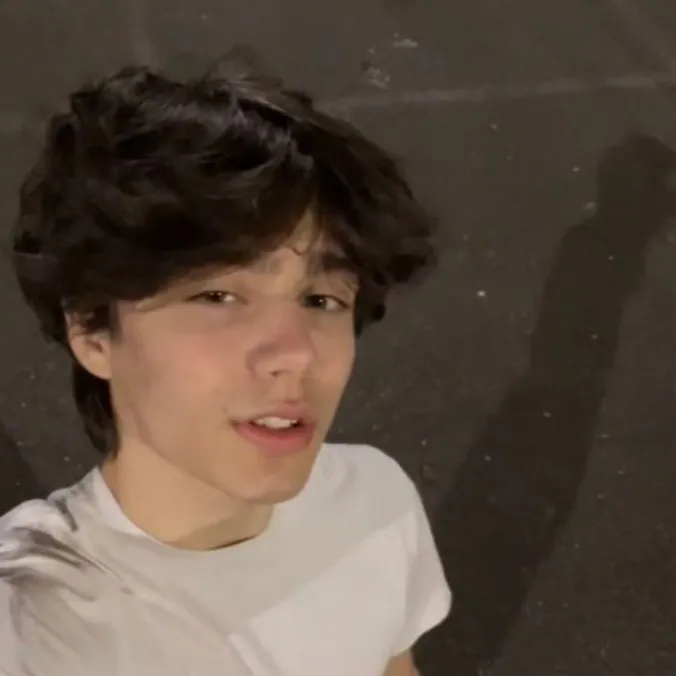 chat with ai character: Jake