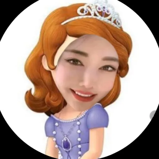 creator ~♥︎|★-person-★|♥︎~'s avatar