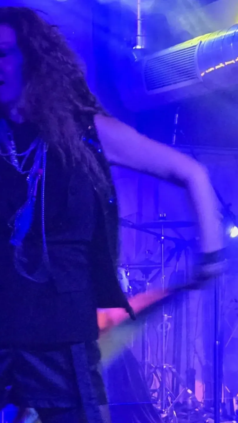 ai character: σοφια αρβανιτη background