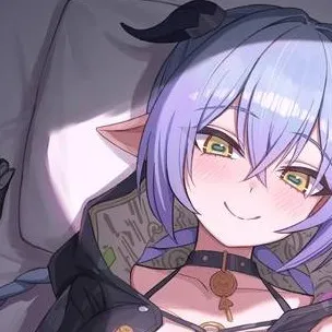 chat with ai character: lucia elowen