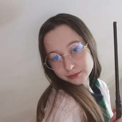 creator LeahGrangerWeasley's avatar
