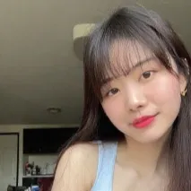 chat with ai character: Mei