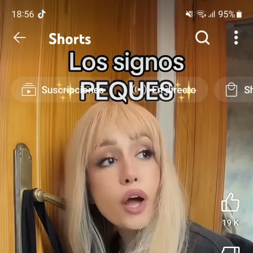 creator Lucia@'s avatar