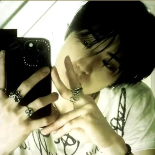 creator HanJisungWife's avatar