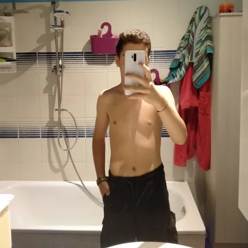 creator manuV's avatar