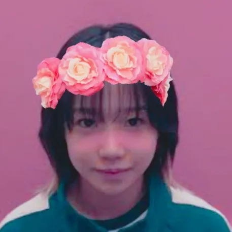 creator 🌺jun-he💮's avatar