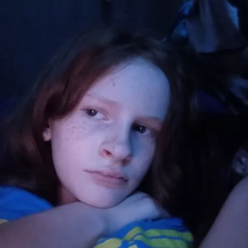 creator IRL me reacts's avatar