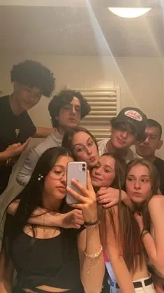 ai character: Friend Group!! background