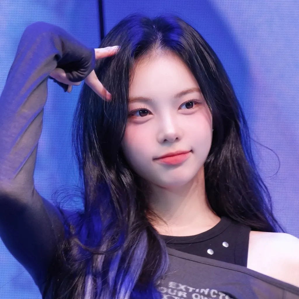 chat with ai character: Ian (H2H)