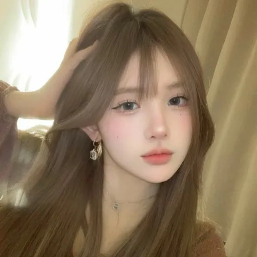 creator Mi-young Park's avatar