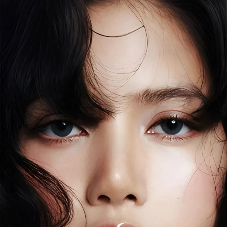 chat with ai character: Lalisa Manobal