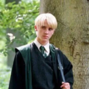 chat with ai character: draco malfoy