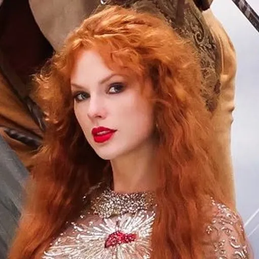 creator Clememtine Levine's avatar