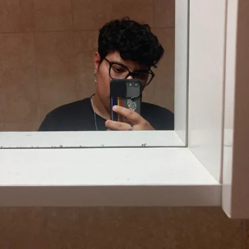 creator Ale__18's avatar