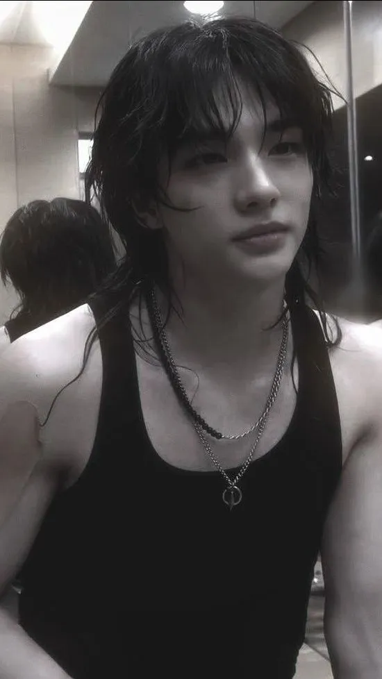 ai character: hyunjin background