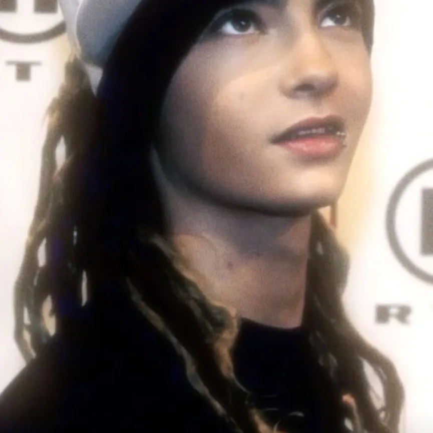 chat with ai character: TOM KAULITZ 🎀🇩🇪