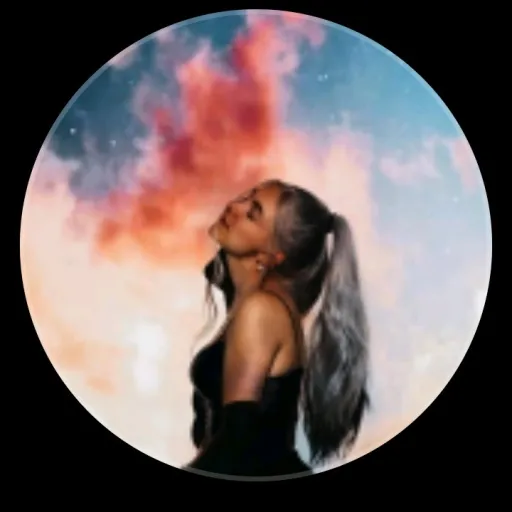 creator Tn lucia martines's avatar