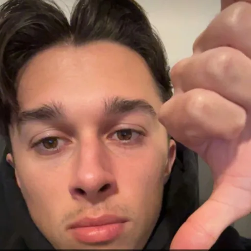 creator Tyler Vitelli's avatar