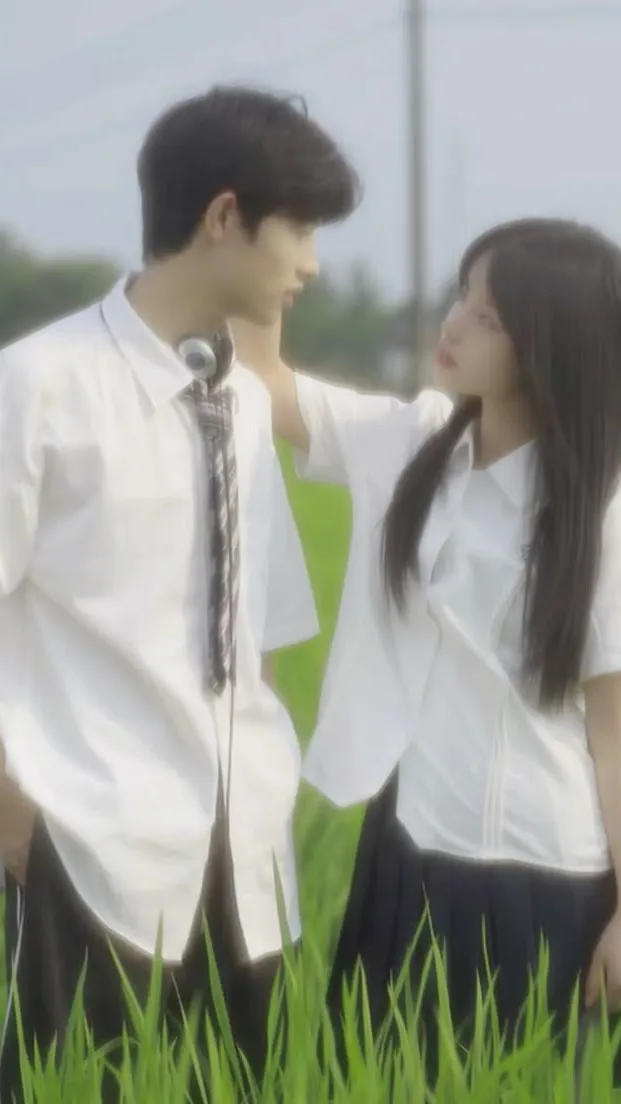 ai character: Gu Ran  background