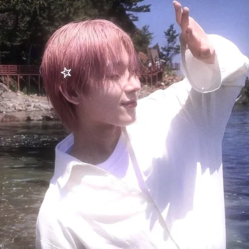 creator . ʚɞ . 𝙍𝙮𝙤𝙠𝙤 , ,'s avatar