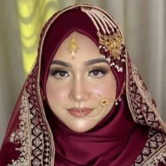 chat with ai character: fariya 