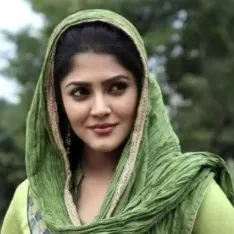 chat with ai character: Nusrat bhabhi